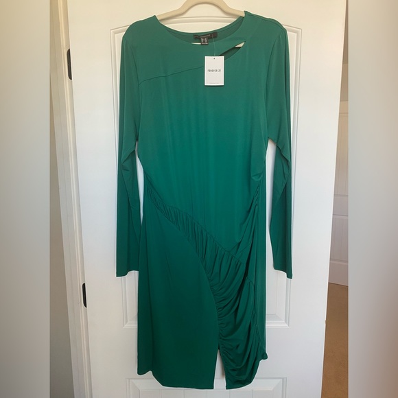 Dresses & Skirts - Forever 21 Bodycon Dress